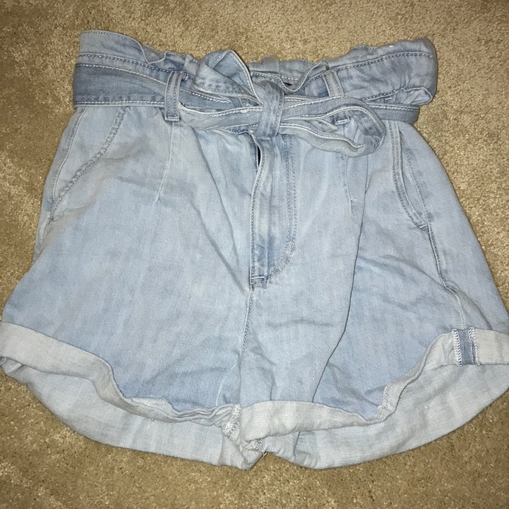 Cute high waisted shorts